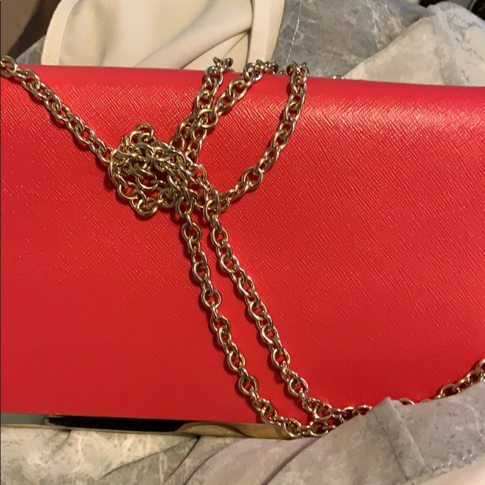 5 for 20.00 Halogen crossbody wallet - Picture 3 of 8